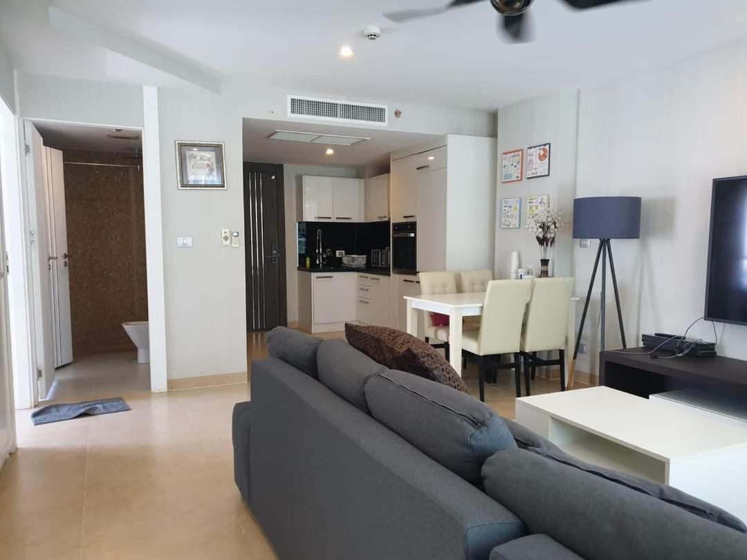 Centara Avenue 2 Bedrooms Pool View Патая Екстериор снимка
